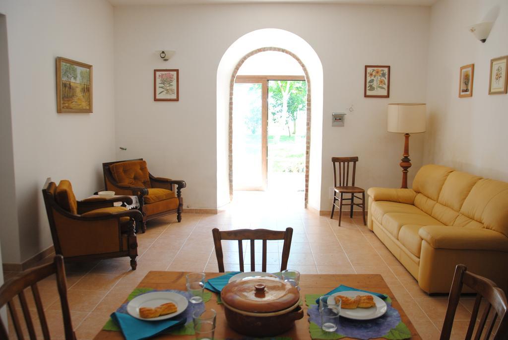 Agriturismo Casal Taccone Tarquinia Quarto foto